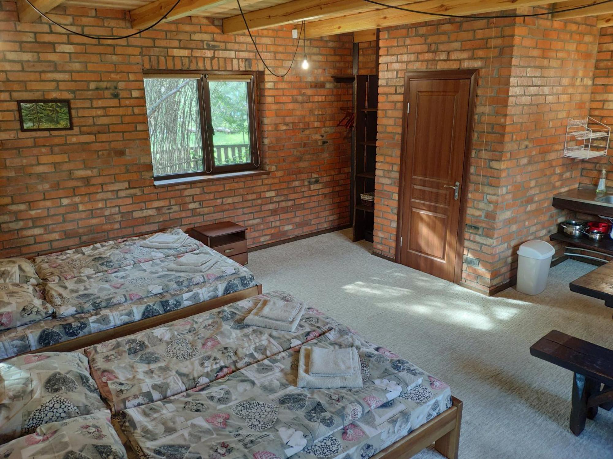 Zelenyi Rai Apartment Svityaz' Phòng bức ảnh