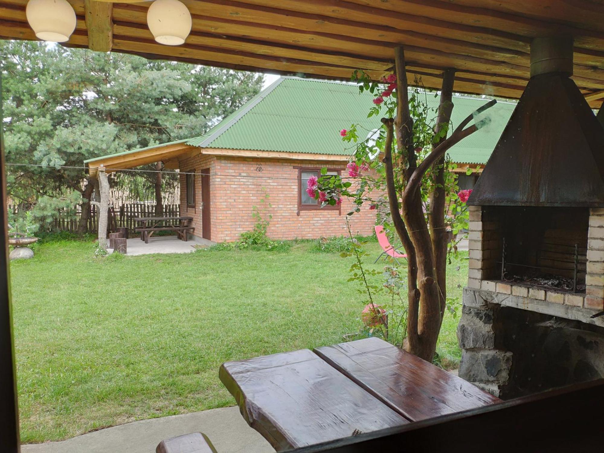 Zelenyi Rai Apartment Svityaz' Phòng bức ảnh